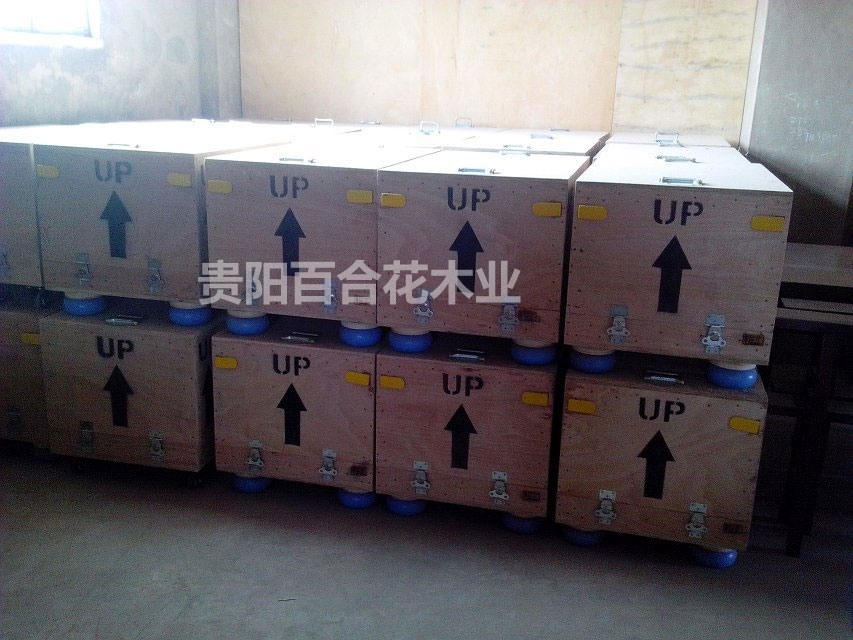 出口包装箱（内装精密设备，出口产品）